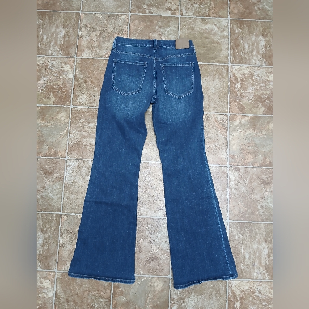 Aeropostale High Rise Lightly Distressed Flare Jeans Size 6 - Picture 5 of 5